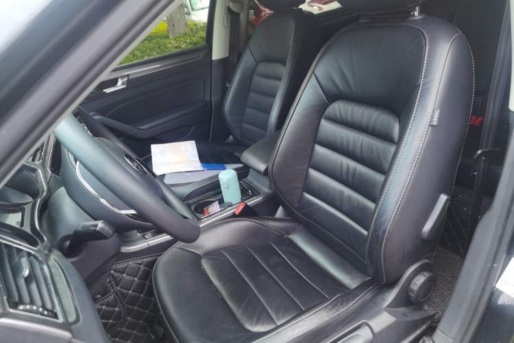 Used Volkswagen Passat 2016 330TSI DSG Luxury Edition Left Front Seat