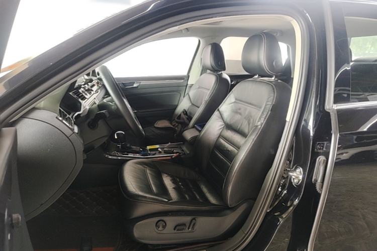 Used Volkswagen Passat 2016 330TSI DSG Prestige Edition Left Front Seat