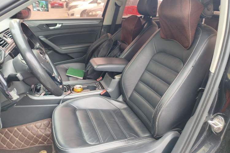 Used Volkswagen Passat 2016 330TSI DSG Luxury Edition Left Front Seat