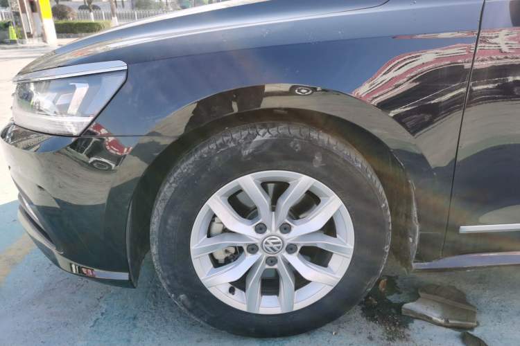 Used Volkswagen Passat 2016 1.8T Government Procurement Version (CEA Engine + 6AT) Left Front Wheel Hub