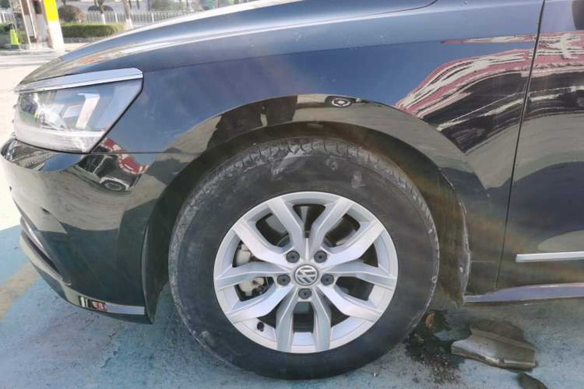 Used Volkswagen Passat 2016 1.8T Government Procurement Version (CEA Engine + 6AT) Left Front Wheel Hub