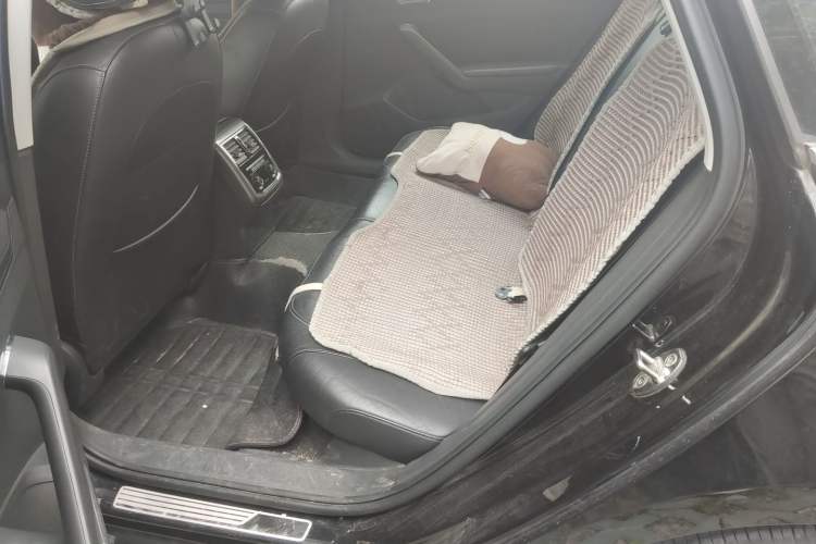 Used Volkswagen Passat 2016 330TSI DSG Luxury Edition Left Rear Seat