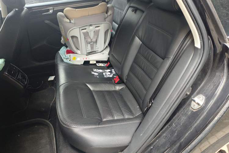 Used Volkswagen Passat 2016 330TSI DSG Prestige Edition Left Rear Seat