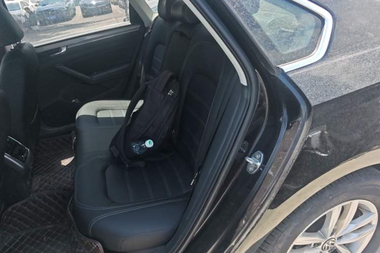 Used Volkswagen Passat 2016 280TSI DSG Prestige Edition Left Rear Seat