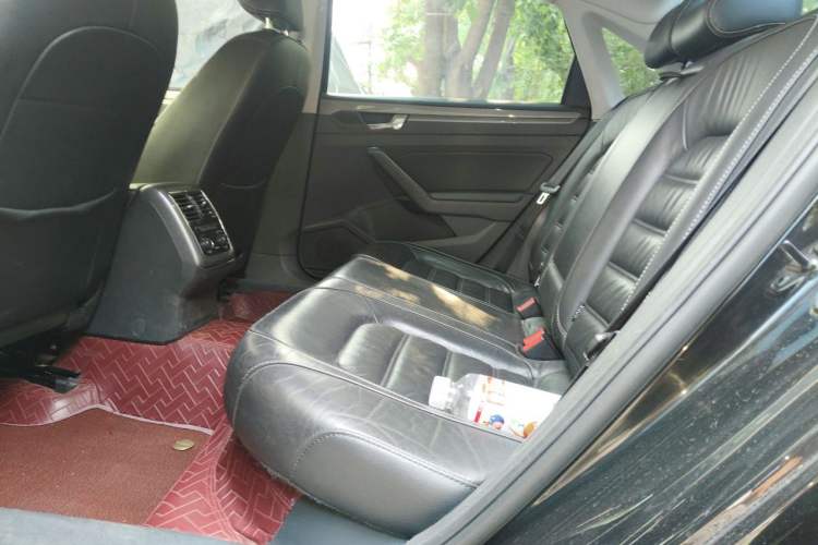 Used Volkswagen Passat 2016 330TSI DSG Luxury Edition Left Rear Seat
