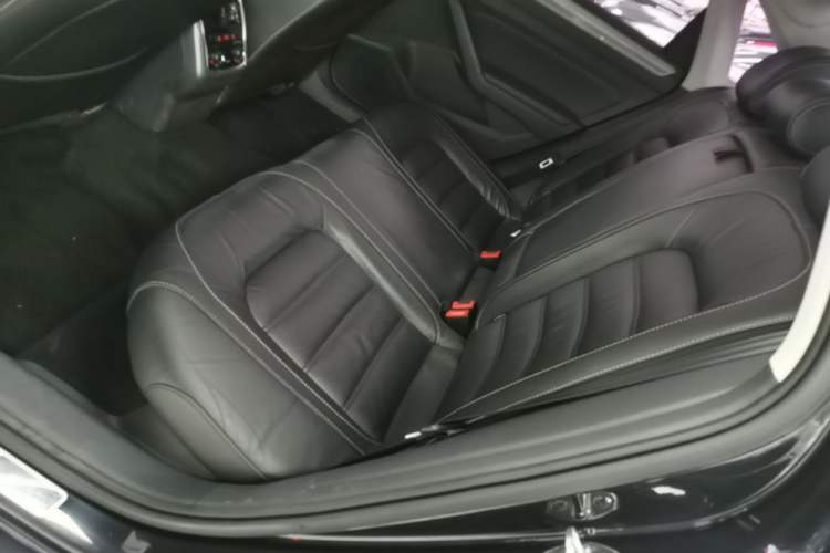 Used Volkswagen Passat 2016 330TSI DSG Luxury Edition Left Rear Seat