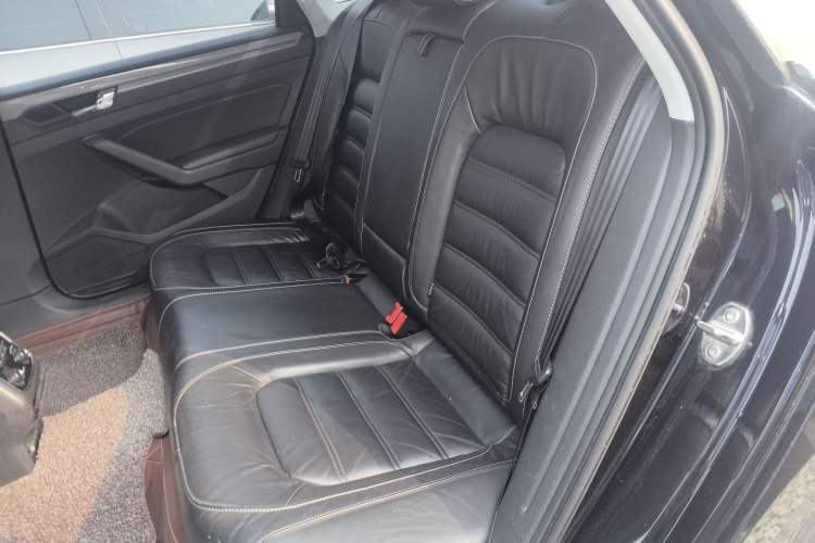 Used Volkswagen Passat 2016 330TSI DSG Luxury Edition Left Rear Seat