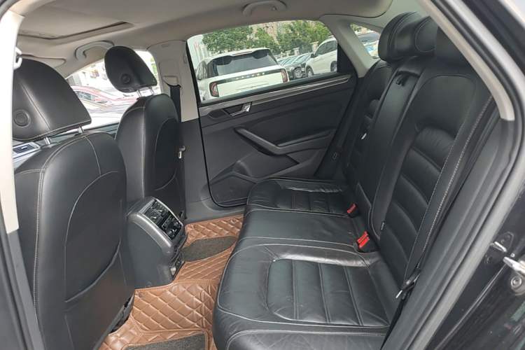 Used Volkswagen Passat 2016 330TSI DSG Luxury Edition Left Rear Seat