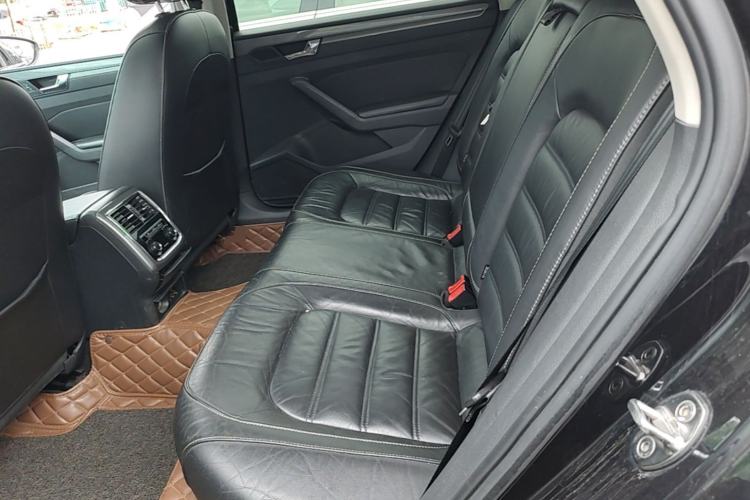 Used Volkswagen Passat 2016 330TSI DSG Luxury Edition Left Rear Seat