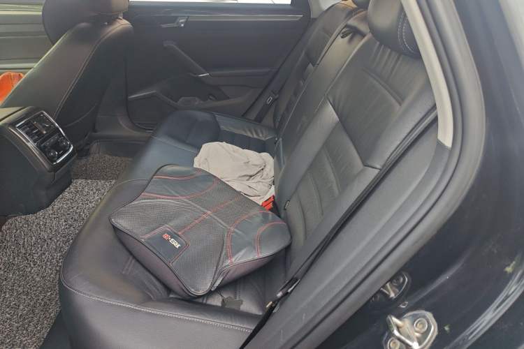 Used Volkswagen Passat 2016 330TSI DSG Prestige Edition Left Rear Seat