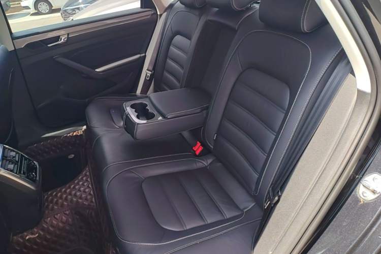 Used Volkswagen Passat 2016 330TSI DSG Luxury Edition Left Rear Seat
