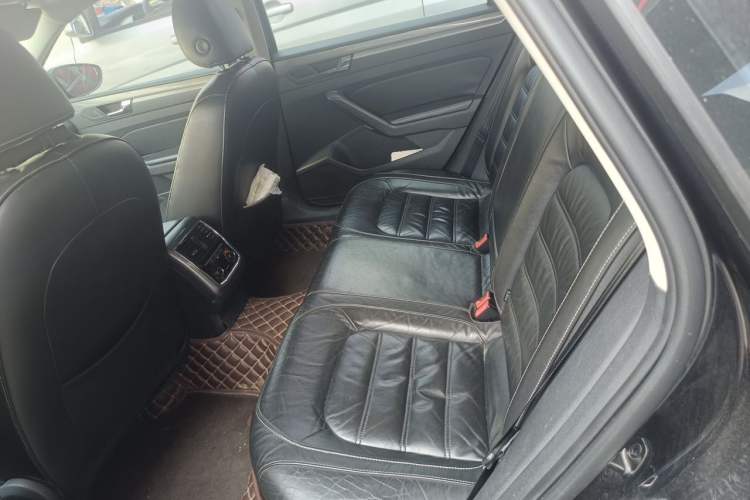 Used Volkswagen Passat 2016 330TSI DSG Luxury Edition Left Rear Seat