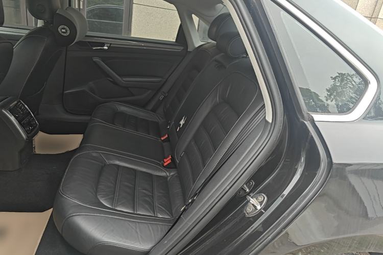 Used Volkswagen Passat 2016 330TSI DSG Luxury Edition Left Rear Seat