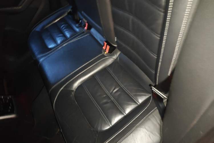 Used Volkswagen Passat 2016 330TSI DSG Luxury Edition Left Rear Seat