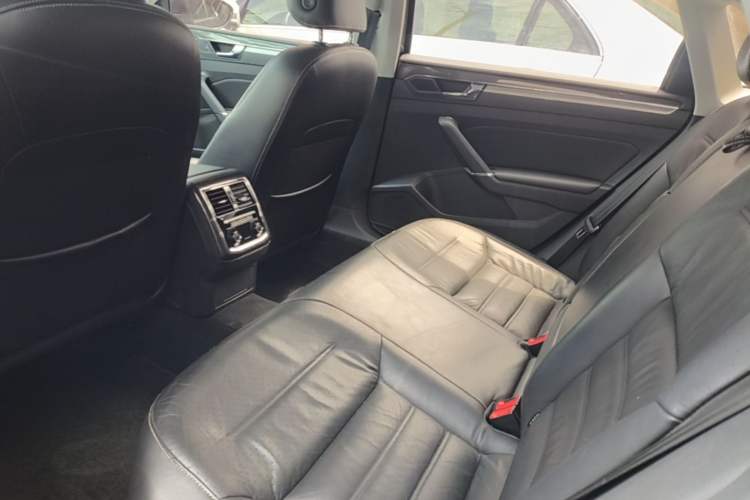 Used Volkswagen Passat 2016 380TSI DSG Prestige Edition Left Rear Seat
