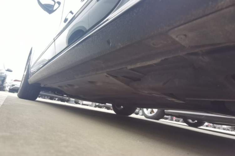 Used Volkswagen Passat 2016 1.8T Government Procurement Version (CEA Engine + 6AT) Left Side Sill