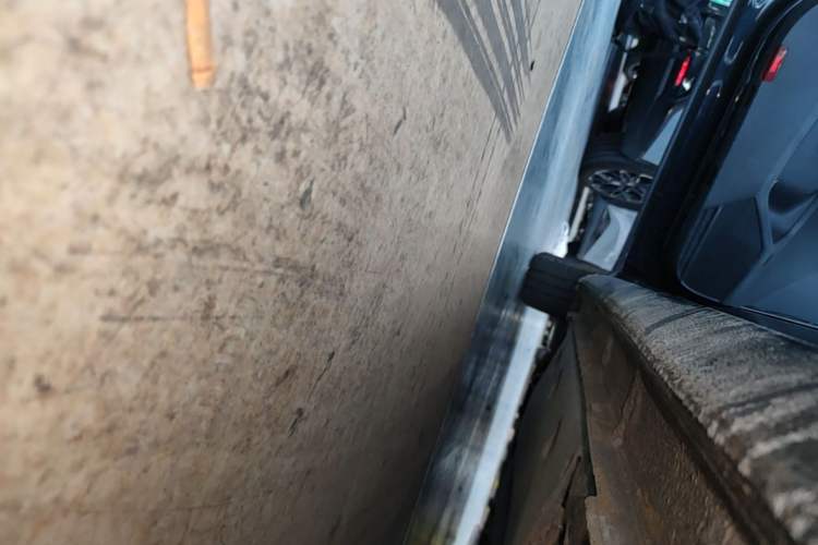 Used Volkswagen Passat 2016 1.8T Government Procurement Version (CEA Engine + 6AT) Left Side Sill