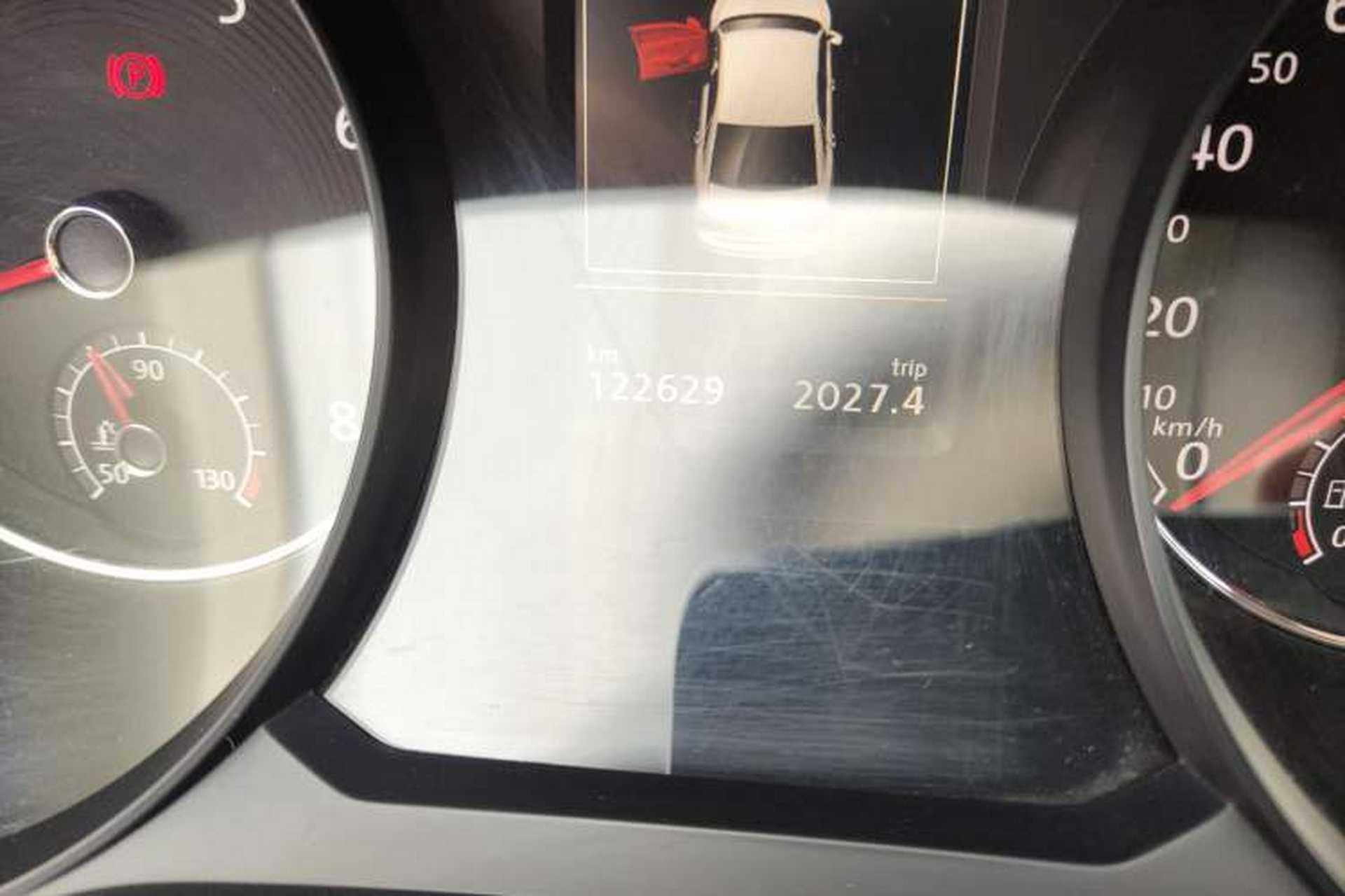 Used Volkswagen Passat 2016 330TSI DSG Prestige Edition Odometer Close Up