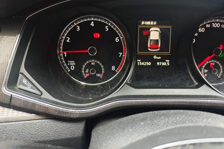 Used Volkswagen Passat 2016 330TSI DSG Prestige Edition Odometer Close Up