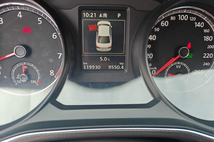 Used Volkswagen Passat 2016 330TSI DSG Prestige Edition Odometer Close Up