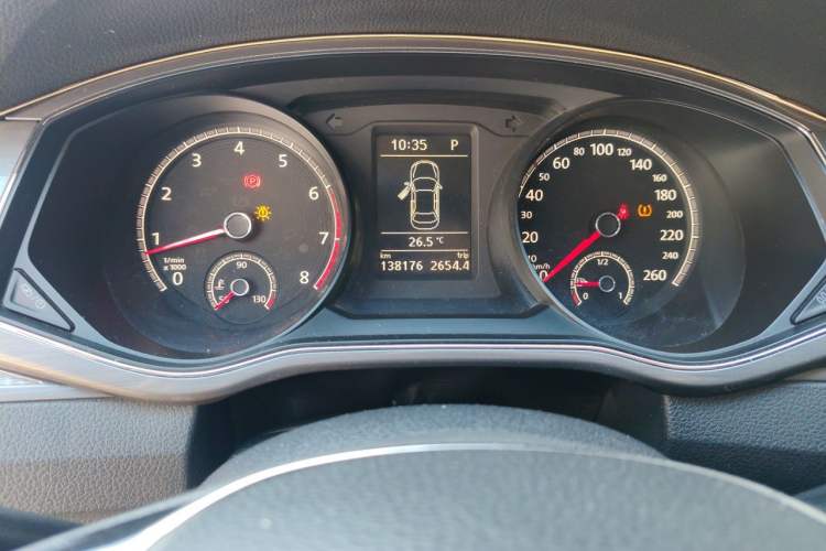 Used Volkswagen Passat 2016 280TSI DSG Prestige Edition Odometer Close Up