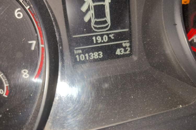 Used Volkswagen Passat 2016 280TSI DSG Prestige Edition Odometer Close Up