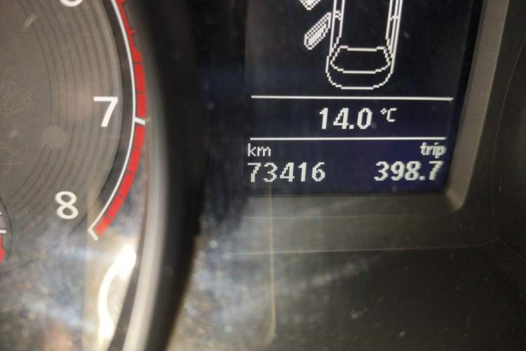 Used Volkswagen Passat 2016 280TSI DSG Prestige Edition Odometer Close Up