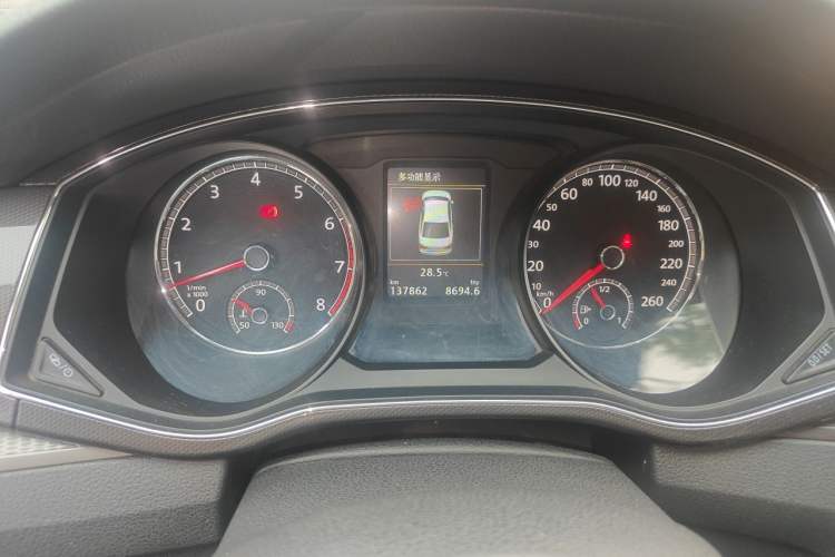 Used Volkswagen Passat 2016 330TSI DSG Prestige Edition Odometer Close Up