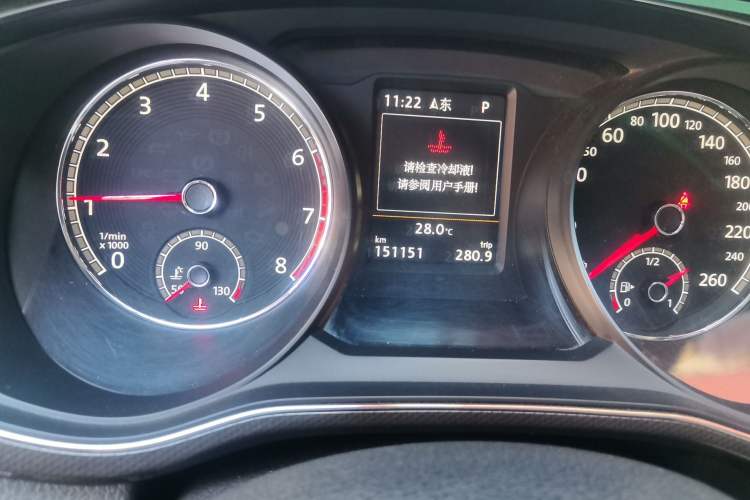 Used Volkswagen Passat 2016 330TSI DSG Prestige Edition Odometer Close Up