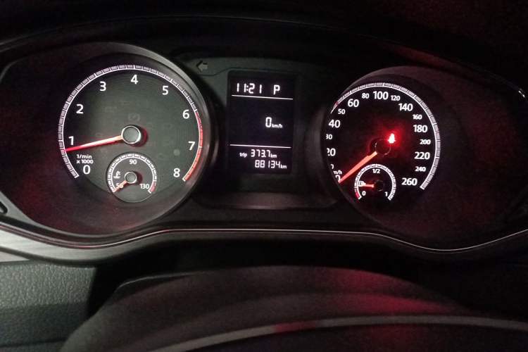 Used Volkswagen Passat 2016 280TSI DSG Prestige Edition Odometer Close Up