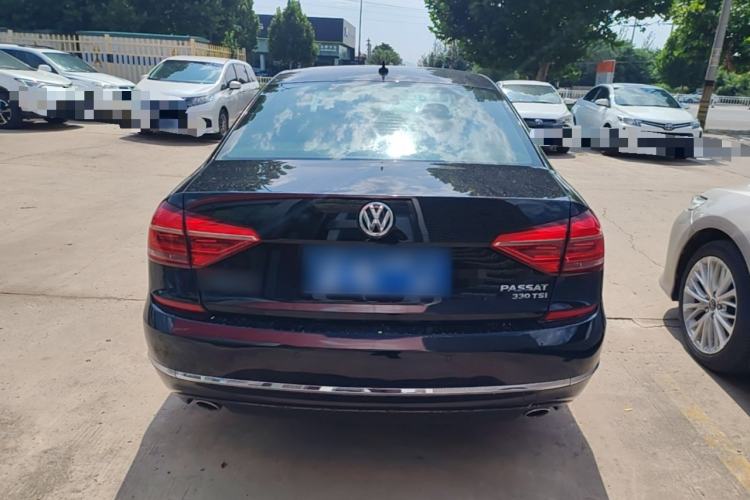 Used Volkswagen Passat 2016 330TSI DSG Luxury Edition Rear