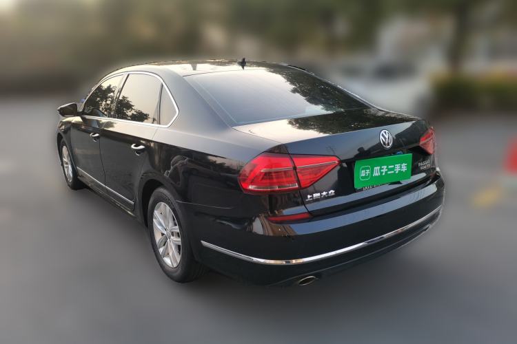 Used Volkswagen Passat 2016 330TSI DSG Luxury Edition Rear Left 45 Deg