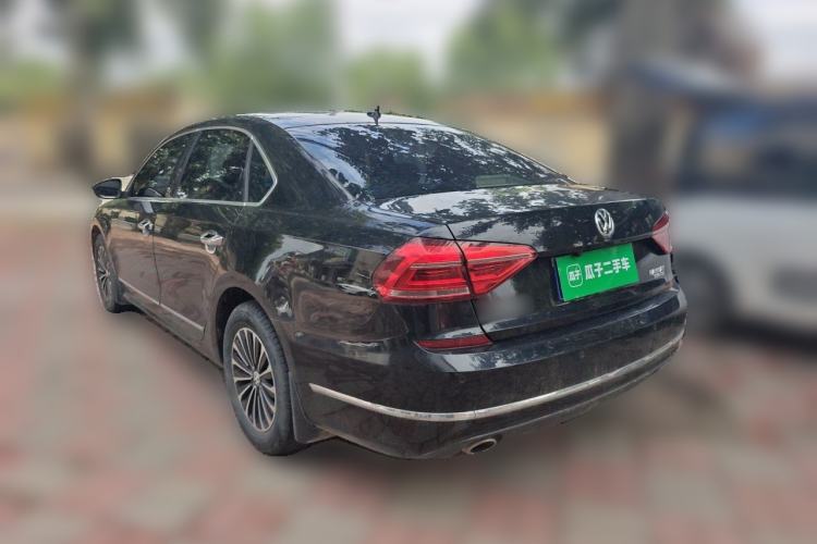 Used Volkswagen Passat 2016 330TSI DSG Luxury Edition Rear Left 45 Deg