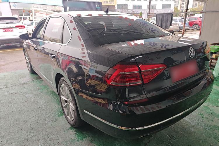 Used Volkswagen Passat 2016 330TSI DSG Luxury Edition Rear Left 45 Deg