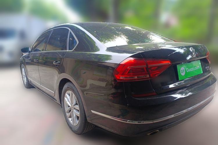 Used Volkswagen Passat 2016 330TSI DSG Luxury Edition Rear Left 45 Deg