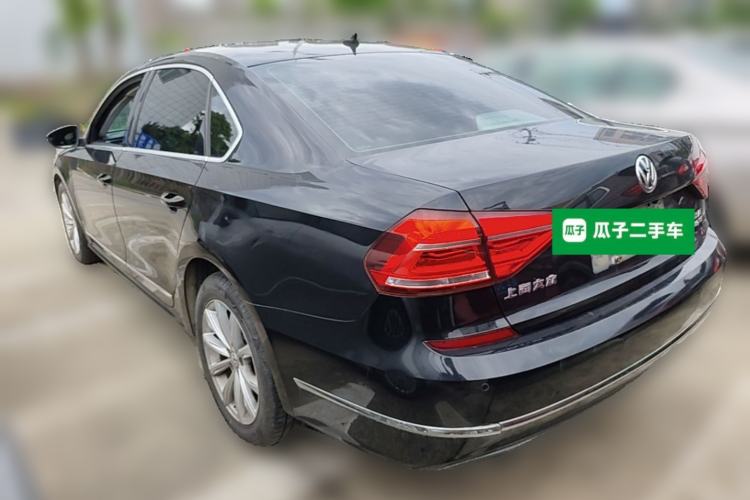 Used Volkswagen Passat 2016 330TSI DSG Luxury Edition Rear Left 45 Deg