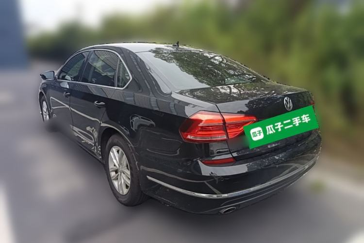 Used Volkswagen Passat 2016 330TSI DSG Luxury Edition Rear Left 45 Deg