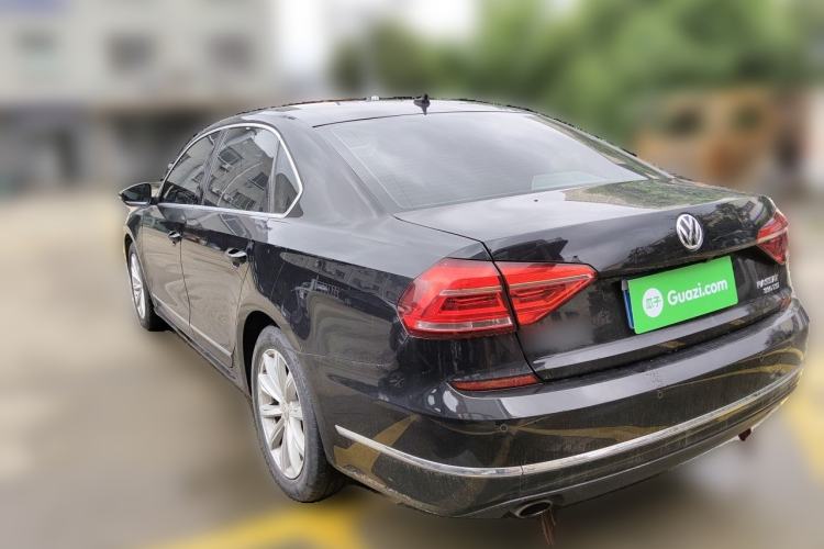 Used Volkswagen Passat 2016 330TSI DSG Luxury Edition Rear Left 45 Deg