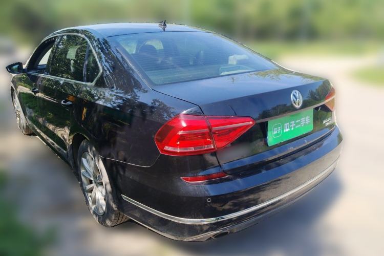Used Volkswagen Passat 2016 330TSI DSG Luxury Edition Rear Left 45 Deg