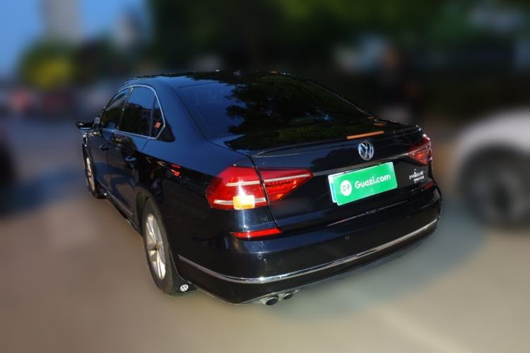 Used Volkswagen Passat 2016 330TSI DSG Luxury Edition Rear Left 45 Deg