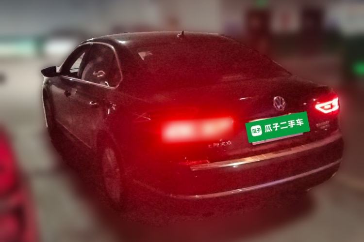 Used Volkswagen Passat 2016 330TSI DSG Luxury Edition Rear Left 45 Deg