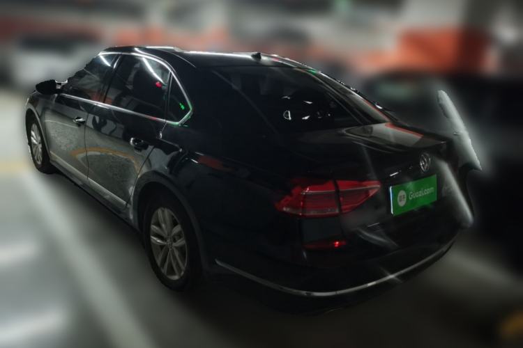 Used Volkswagen Passat 2016 330TSI DSG Luxury Edition Rear Left 45 Deg