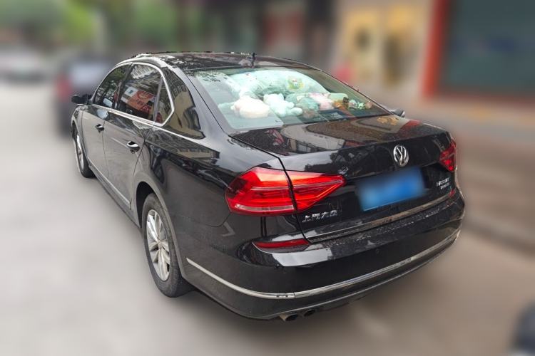 Used Volkswagen Passat 2016 330TSI DSG Luxury Edition Rear Left 45 Deg