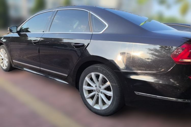 Used Volkswagen Passat 2016 330TSI DSG Luxury Edition Rear Left 45 Deg