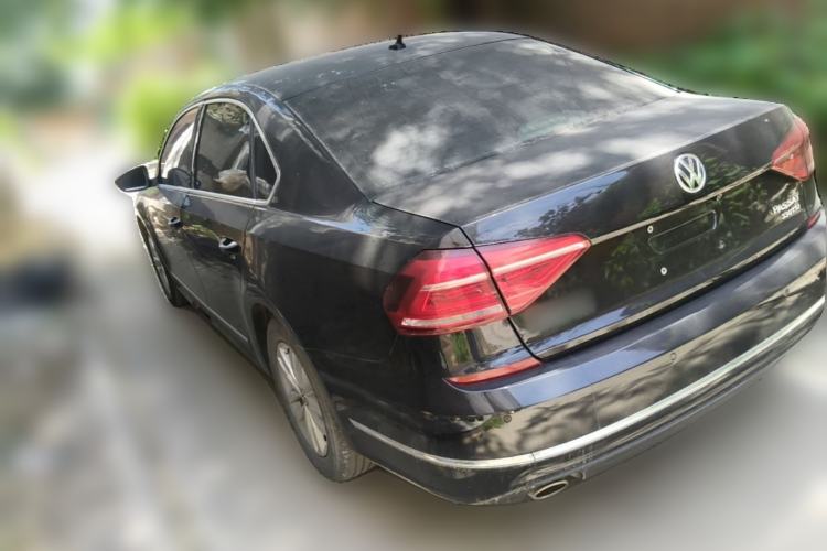 Used Volkswagen Passat 2016 330TSI DSG Luxury Edition Rear Left 45 Deg
