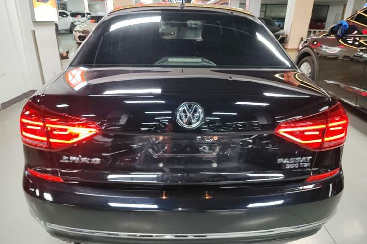 Used Volkswagen Passat 2016 1.8T Government Procurement Version (CEA Engine + 6AT) Rear