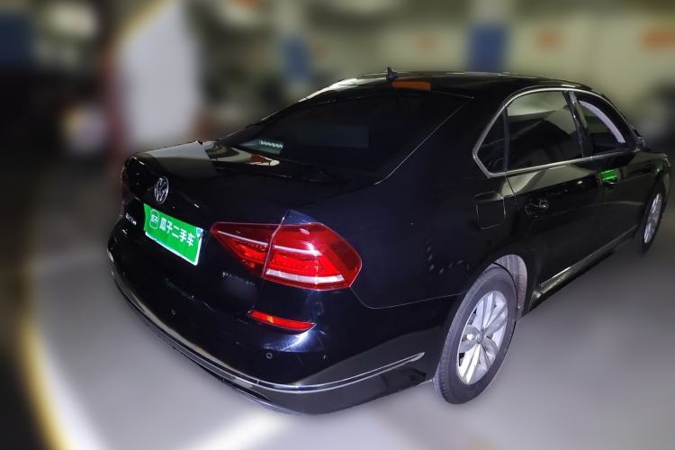 Used Volkswagen Passat 2016 1.8T Government Procurement Version (CEA Engine + 6AT) Rear Right 45 Deg