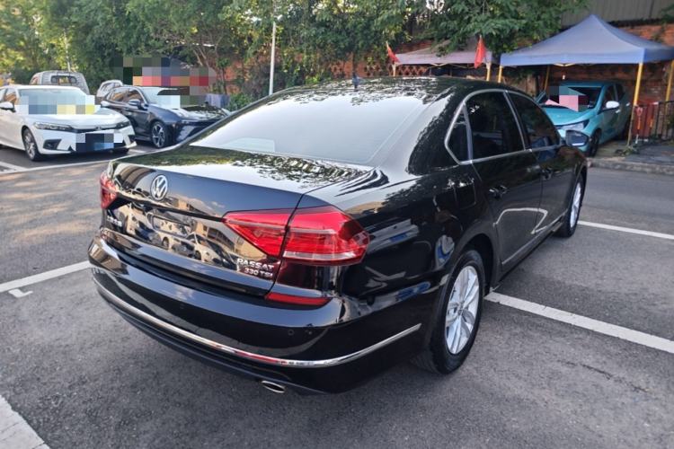 Used Volkswagen Passat 2016 330TSI DSG Luxury Edition Rear Right 45 Deg