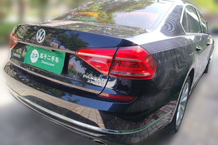 Used Volkswagen Passat 2016 330TSI DSG Luxury Edition Rear Right 45 Deg