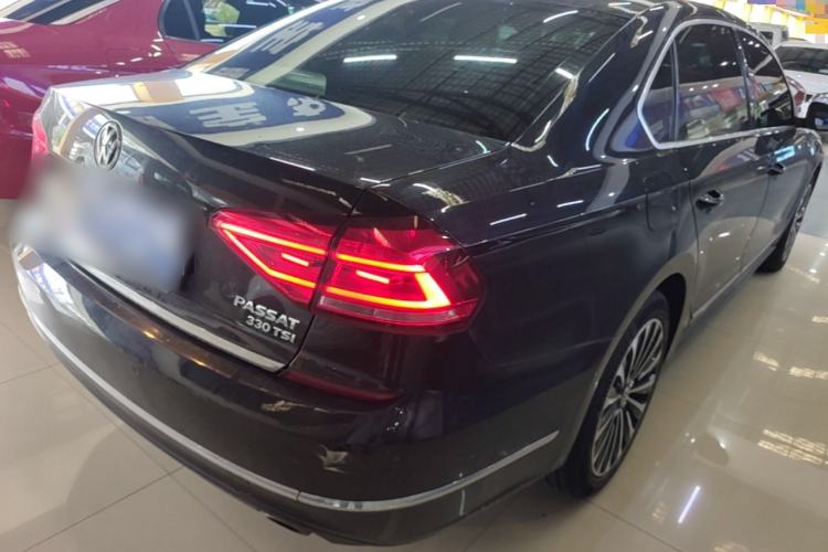 Used Volkswagen Passat 2016 330TSI DSG Prestige Edition Rear Right 45 Deg